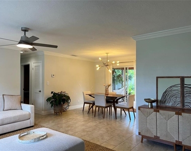 3748 Manatee Drive Se - Photo Thumbnail 2