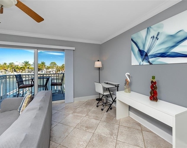 4103 Gulf Boulevard - Photo Thumbnail 13
