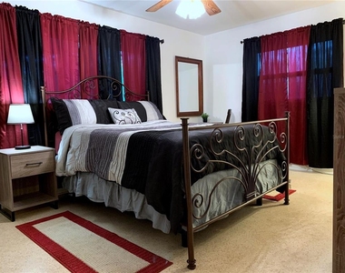 1750 Druid Road E - Photo Thumbnail 26