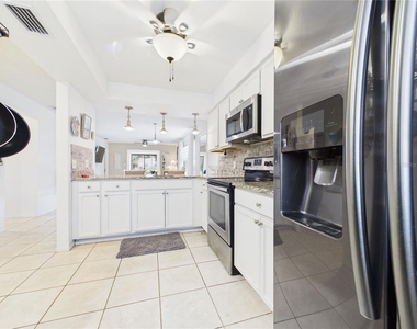 13250 Ridge Road - Photo Thumbnail 5