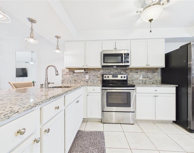 13250 Ridge Road - Photo Thumbnail 4