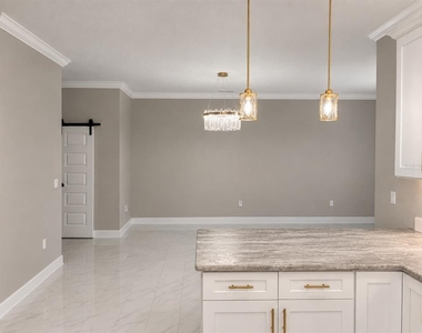 3834 Charter Road - Photo Thumbnail 22