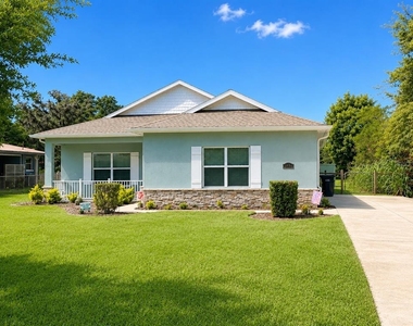 3834 Charter Road - Photo Thumbnail 4