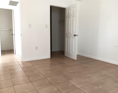 885 Beltrees Street - Photo Thumbnail 5