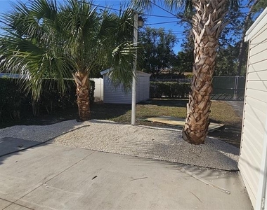 5145 17th Avenue N - Photo Thumbnail 11