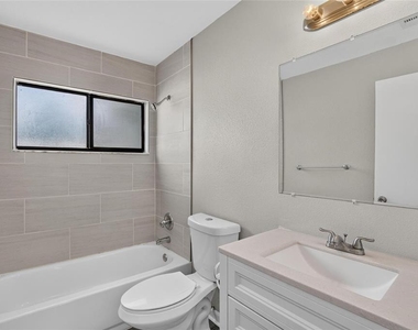 1206 Sail Way - Photo Thumbnail 22