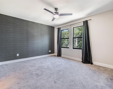 1302 W Carmen Street - Photo Thumbnail 16