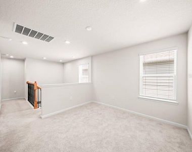 181 Tower Court - Photo Thumbnail 19
