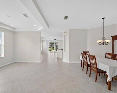 209 Sela Cove Circle - Photo Thumbnail 4