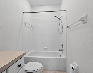 209 Sela Cove Circle - Photo Thumbnail 21