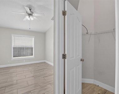1434 Hatcher Loop Drive - Photo Thumbnail 35