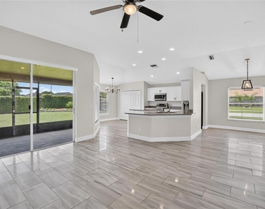 1434 Hatcher Loop Drive - Photo Thumbnail 6