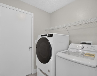 1434 Hatcher Loop Drive - Photo Thumbnail 45