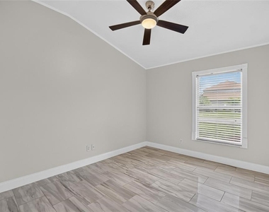 1434 Hatcher Loop Drive - Photo Thumbnail 27