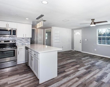 3549 Winder Drive - Photo Thumbnail 3