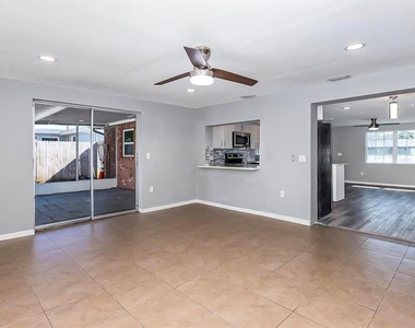 3549 Winder Drive - Photo Thumbnail 5
