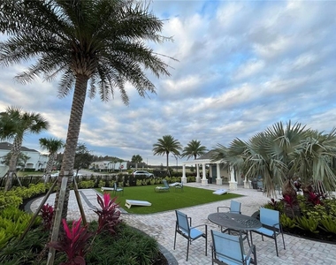 2377 Paravane Way - Photo Thumbnail 26