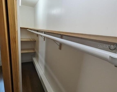 1602 Amberlea Drive S - Photo Thumbnail 13