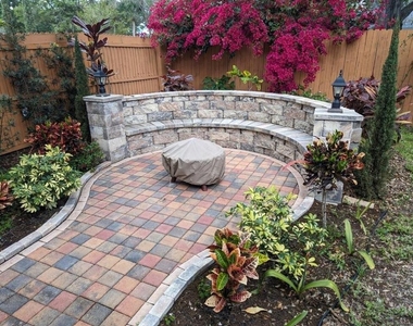 1602 Amberlea Drive S - Photo Thumbnail 2