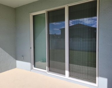 7788 Stonebrook Circle - Photo Thumbnail 23