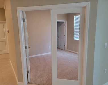 7788 Stonebrook Circle - Photo Thumbnail 14