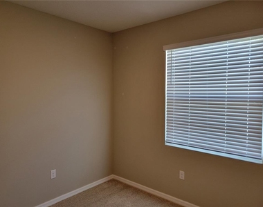 7788 Stonebrook Circle - Photo Thumbnail 13