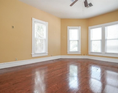 333 S Plant Avenue - Photo Thumbnail 14