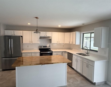 18306 Felspar Way - Photo Thumbnail 5