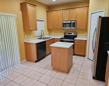 1147 Emerald Hill Way - Photo Thumbnail 12