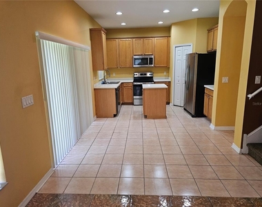 1147 Emerald Hill Way - Photo Thumbnail 10