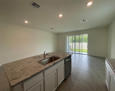 11127 Crescent Deer Drive - Photo Thumbnail 13