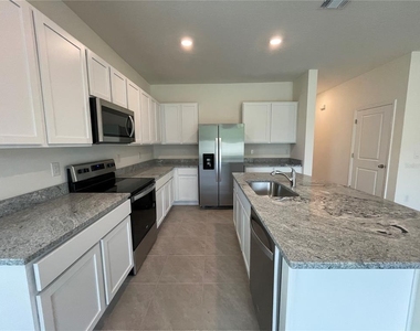 11127 Crescent Deer Drive - Photo Thumbnail 11