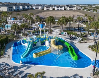 1043 Splash Shot Place - Photo Thumbnail 47