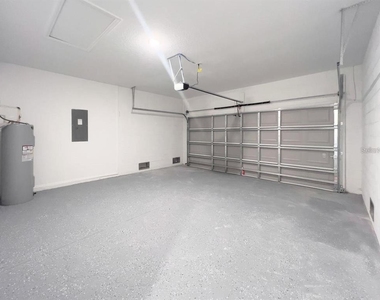 1580 East Parkway - Photo Thumbnail 10