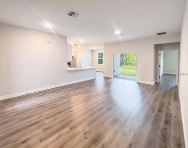 1580 East Parkway - Photo Thumbnail 1