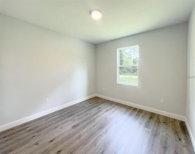 1580 East Parkway - Photo Thumbnail 9