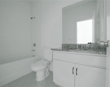 1194 Boardwalk Place - Photo Thumbnail 11