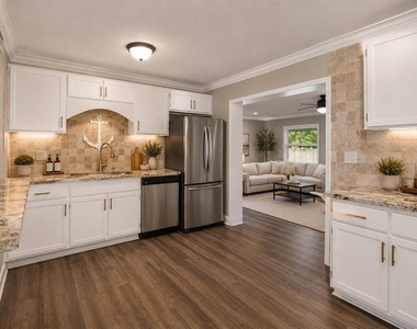 1330 S Shore Drive - Photo Thumbnail 5