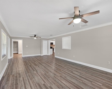 1330 S Shore Drive - Photo Thumbnail 23