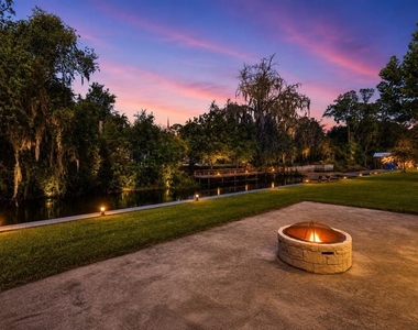 1330 S Shore Drive - Photo Thumbnail 2