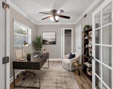 1330 S Shore Drive - Photo Thumbnail 4