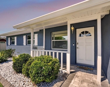 1330 S Shore Drive - Photo Thumbnail 1