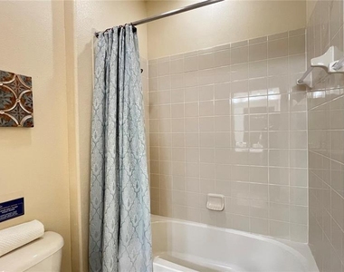 2353 Victoria Drive - Photo Thumbnail 12