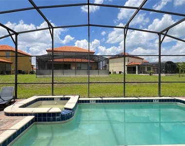 2353 Victoria Drive - Photo Thumbnail 36