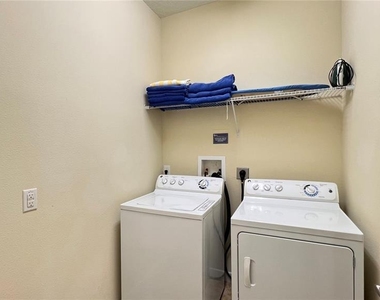 2353 Victoria Drive - Photo Thumbnail 11