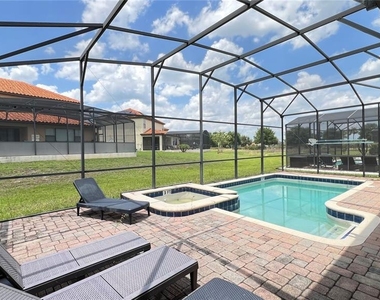 2353 Victoria Drive - Photo Thumbnail 37