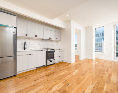 33 Franklin St - Photo Thumbnail 7