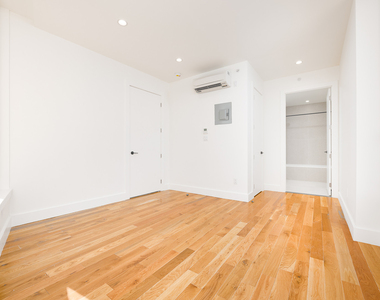 33 Franklin St - Photo Thumbnail 11