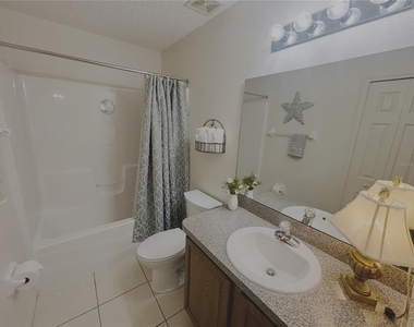 15596 Sw 13th Circle - Photo Thumbnail 20