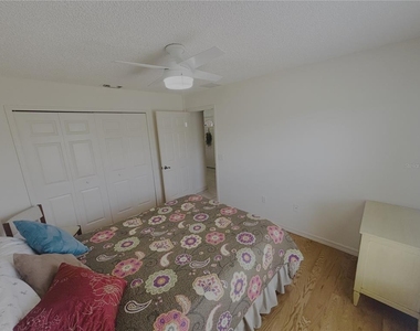 15596 Sw 13th Circle - Photo Thumbnail 19